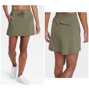 NWOT All in Motion Women L Olive Green Skort Skirt Shirts Activewear Sportswear